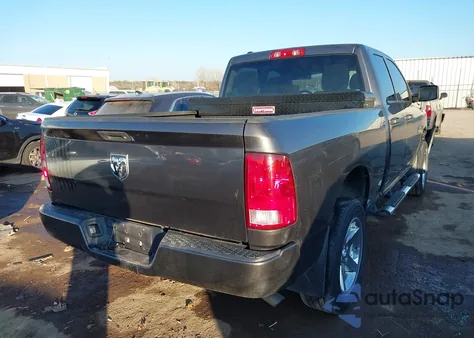 2017 Ram 1500 Express 4X2 6'4 Box z USA, uszkodzony, nr VIN 1C6RR6FG6HS514611